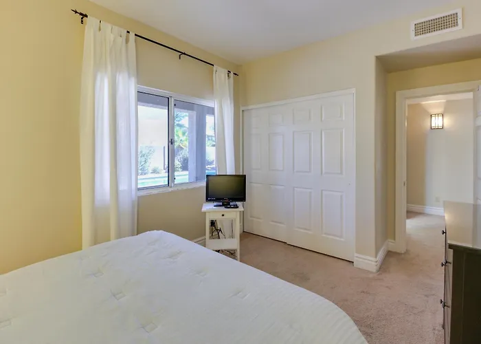 Pool & Spa! Goodyear Home, 1 Mi To Golfing