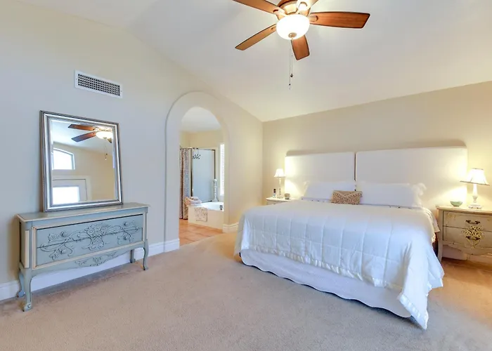 Pool & Spa! Goodyear Home, 1 Mi To Golfing Liberty